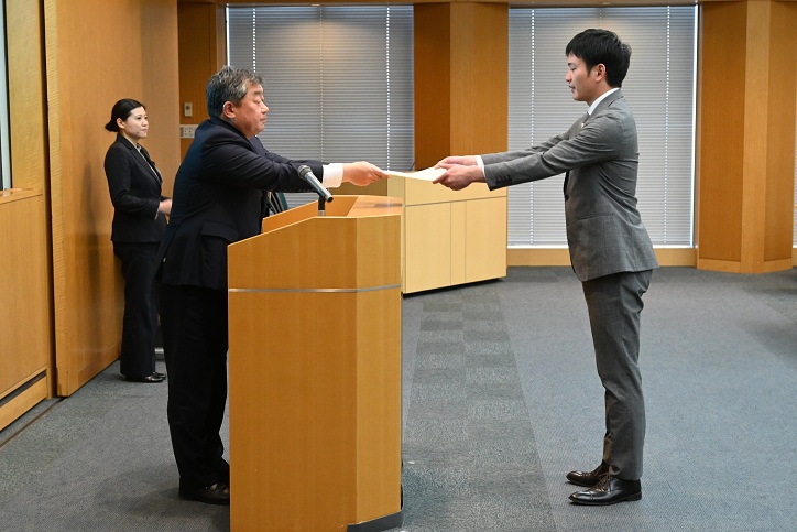 ���C��i�R